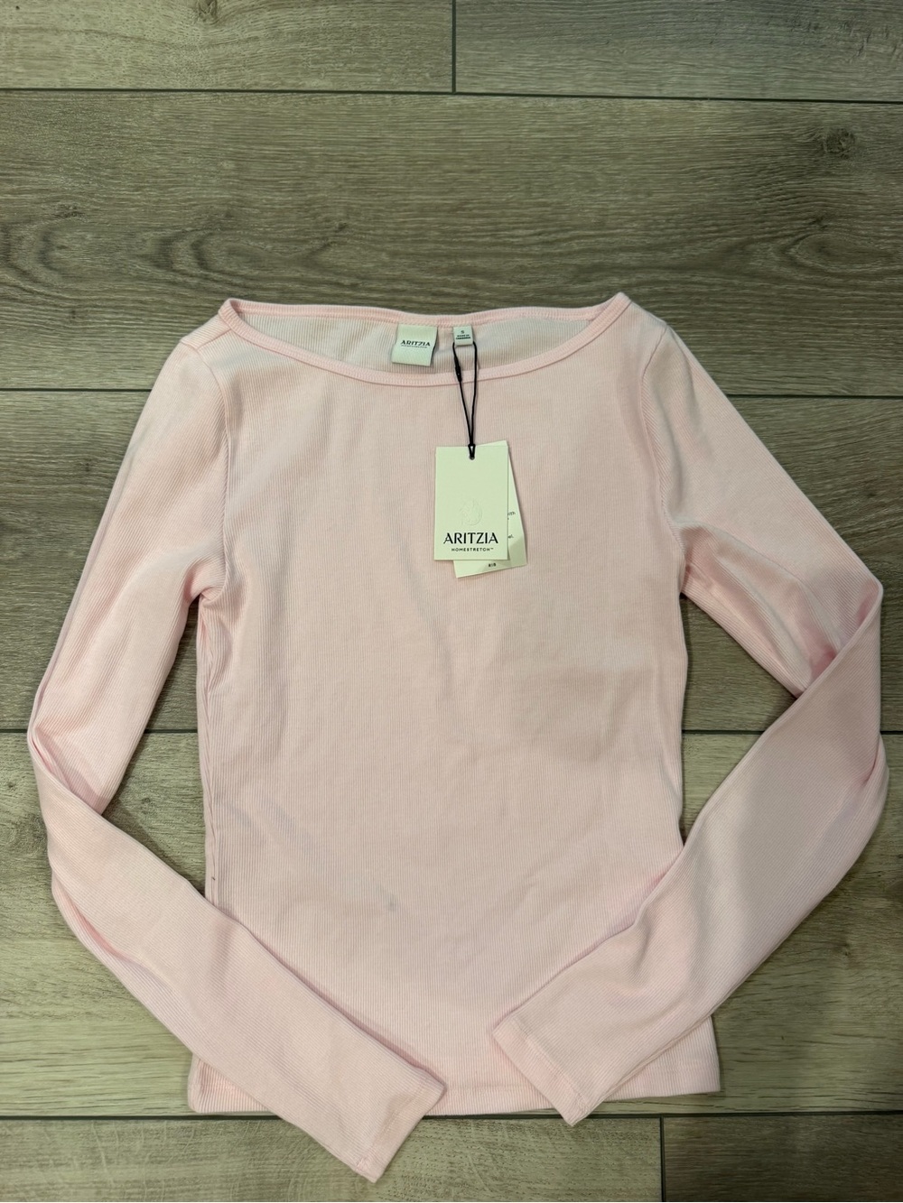 Aritzia Light Pink Long Sleeve Tee